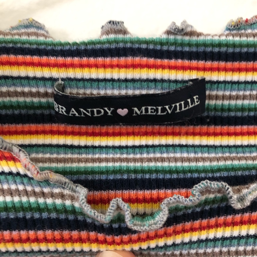 Brandy Melville Rainbow Wynn Tee Shirt - Picture 4 of 4